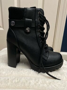 Amazon Black Lace-Up Platform Block Heel Ankle Boots
